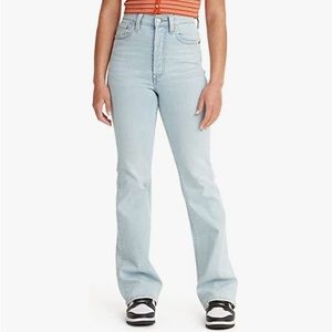 Levi’s Ribcage Bootcut Jeans
